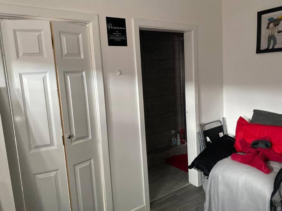 Ferienwohnung Limpenny Garden Flat Nottingham Exterior foto