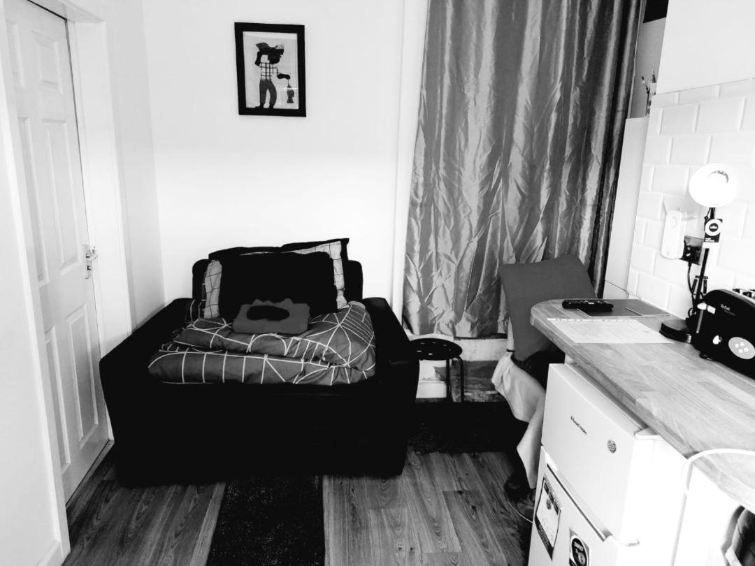 Ferienwohnung Limpenny Garden Flat Nottingham Exterior foto